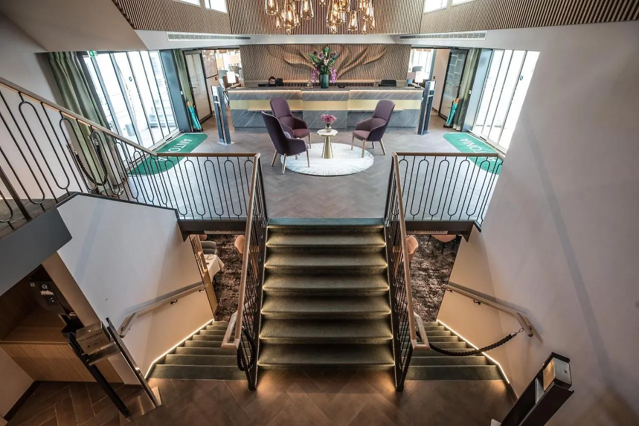 Fairtours Hotelschiff Antonia***** Cologne