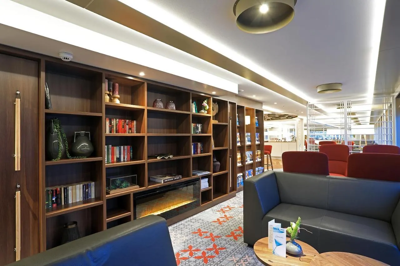 Botel Fairtours Hotelschiff Antonia***** Cologne