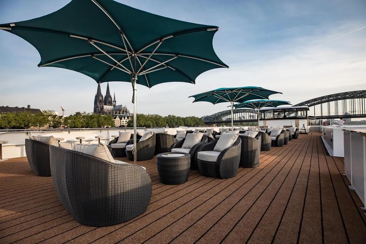 Fairtours Hotelschiff Antonia***** Cologne 0*,