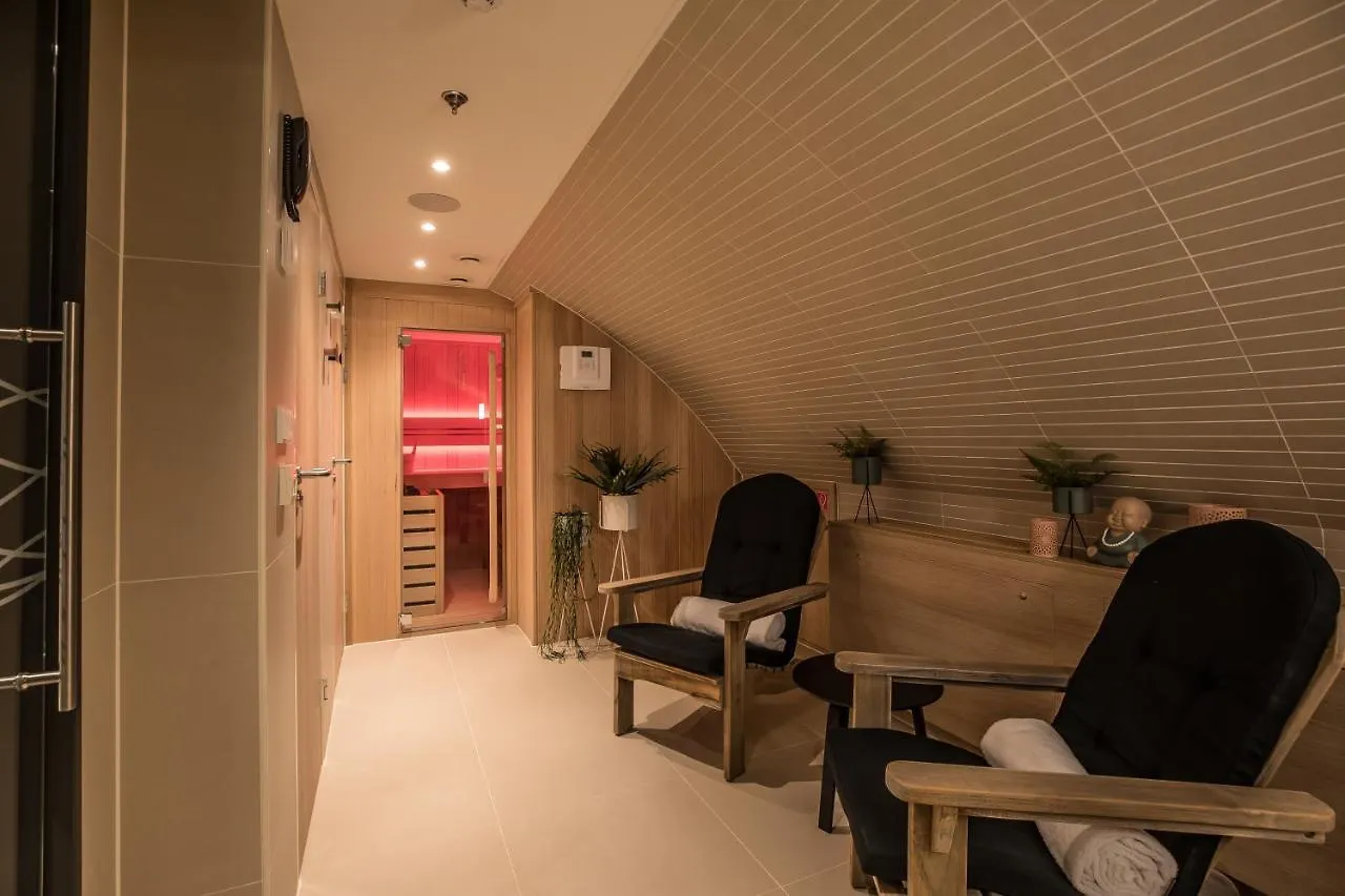 Fairtours Hotelschiff Antonia***** Cologne